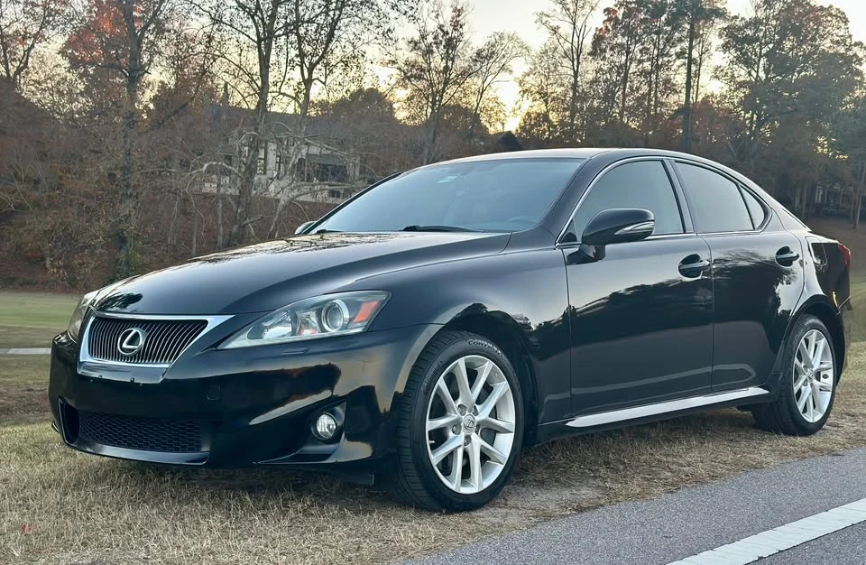 2011 Lexus IS 2nd Gen - Image 3 of 17