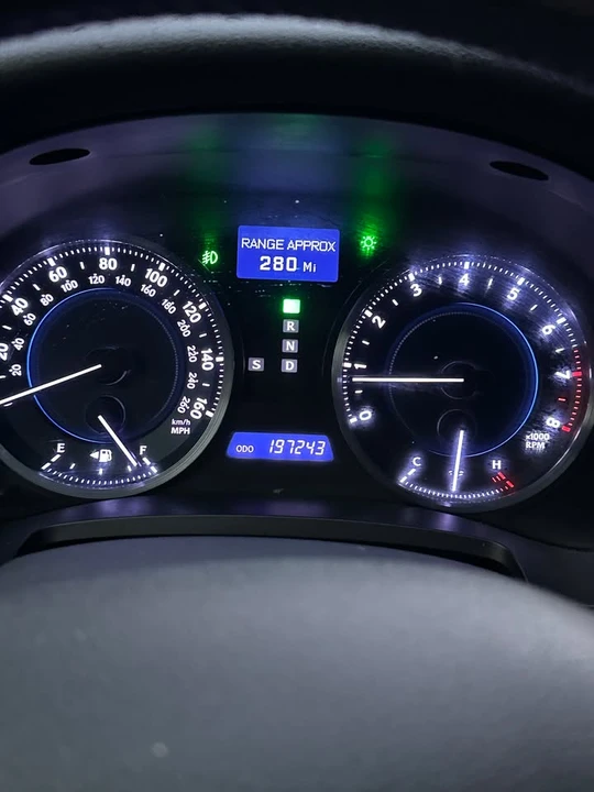 2011 Lexus IS 2nd Gen - Image 13 of 17