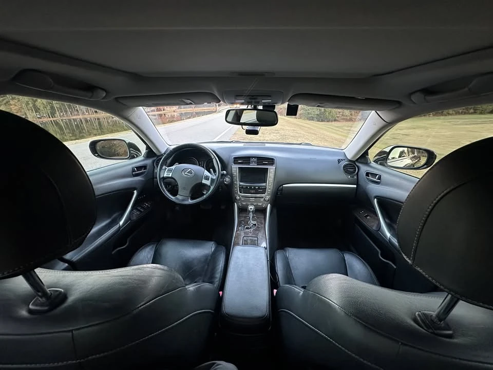 2011 Lexus IS 2nd Gen - Image 12 of 17