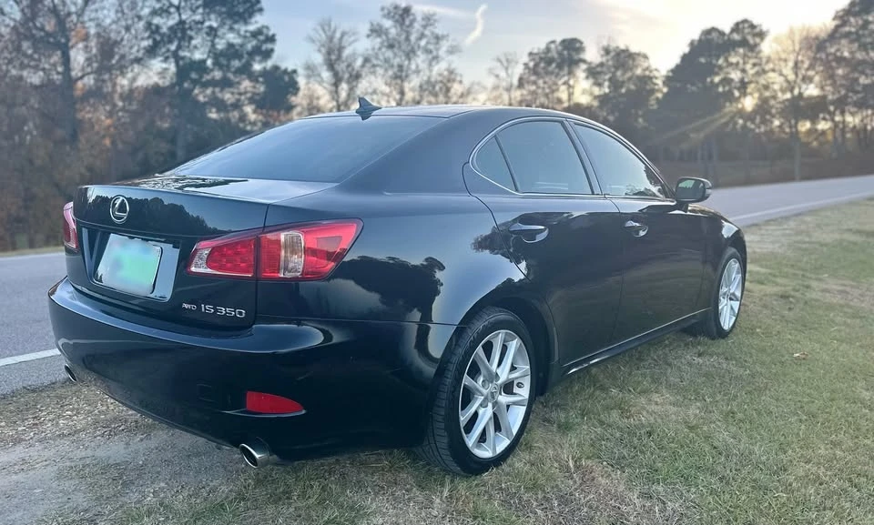 2011 Lexus IS 2nd Gen - Image 16 of 17