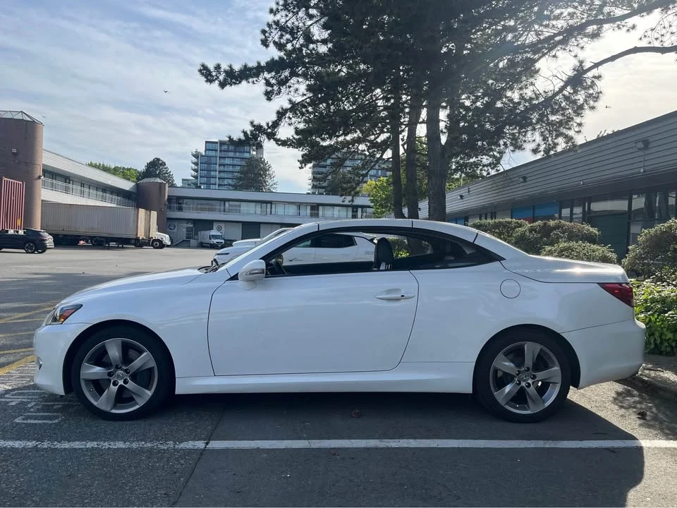 2011 Lexus IS 2nd Gen - Image 6 of 16