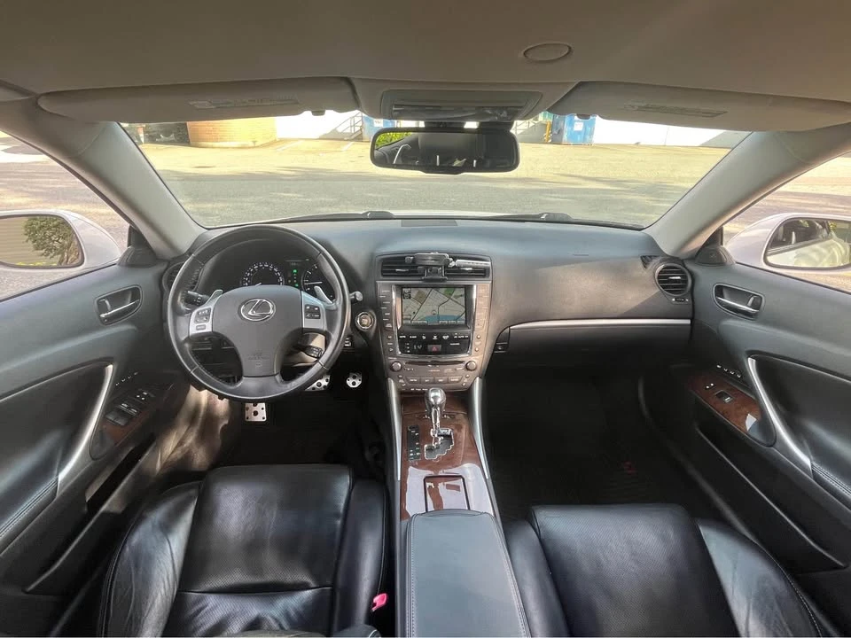 2011 Lexus IS 2nd Gen - Image 8 of 16