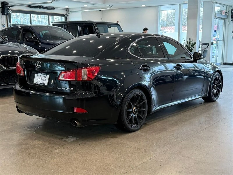 2011 Lexus IS 2nd Gen - Image 3 of 8