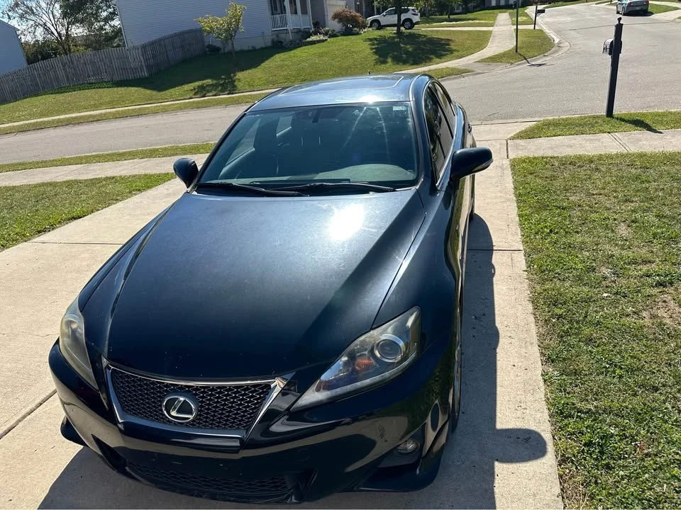 2011 Lexus IS 2nd Gen - Image 3 of 10