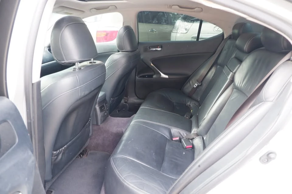 2011 Lexus IS 2nd Gen - Image 16 of 18