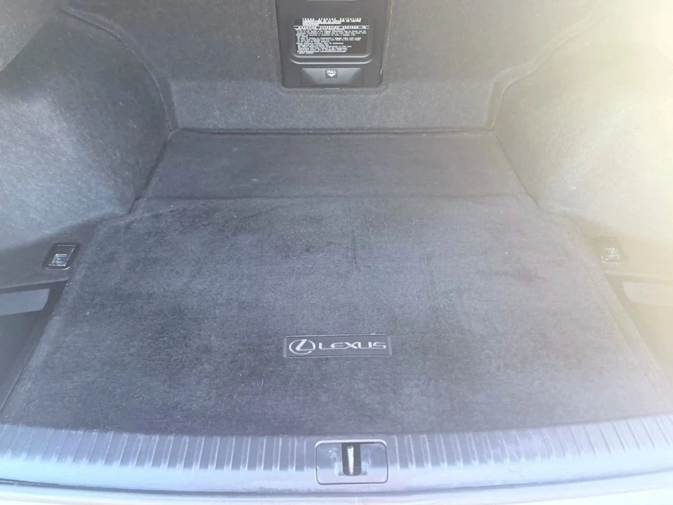 2011 Lexus IS 2nd Gen - Image 14 of 20