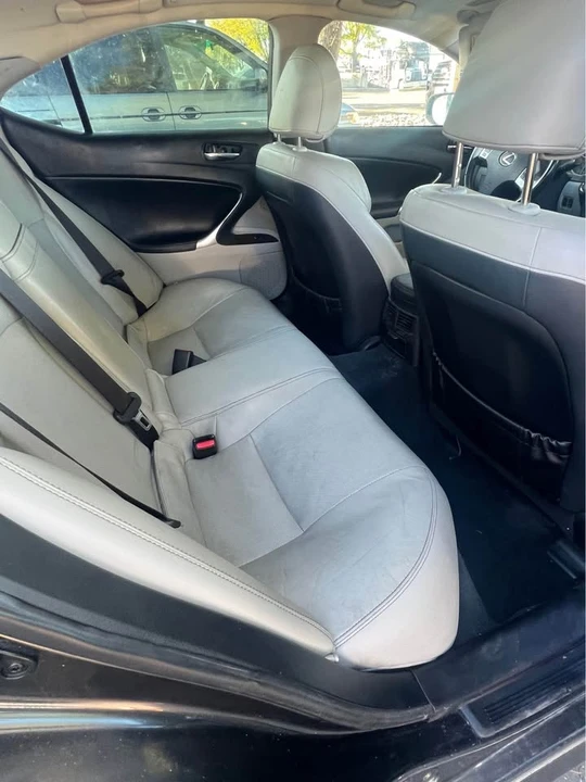 2011 Lexus IS 2nd Gen - Image 6 of 9
