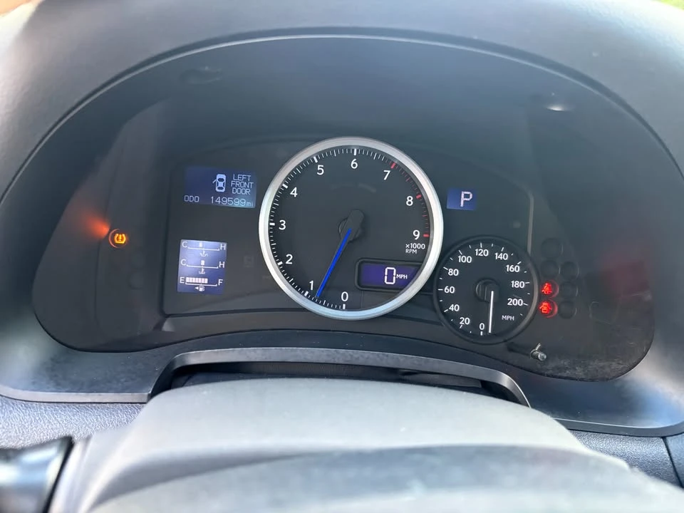 2011 Lexus IS F 2nd Gen - Image 11 of 15