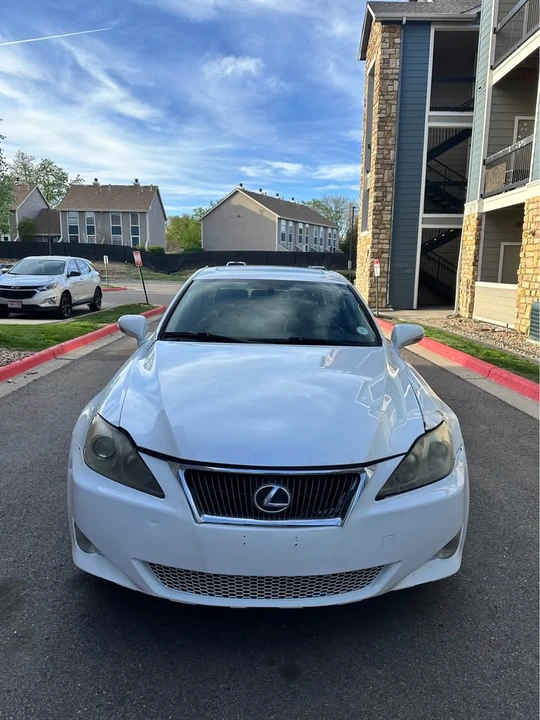 2011 Lexus IS 2nd Gen - Image 2 of 11