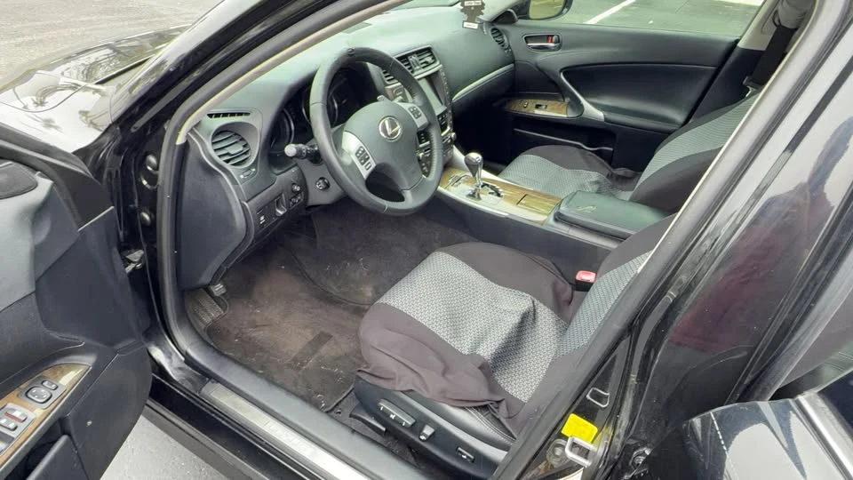 2011 Lexus IS 2nd Gen - Image 12 of 16