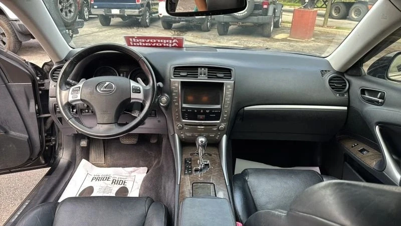 2011 Lexus IS 2nd Gen - Image 8 of 16