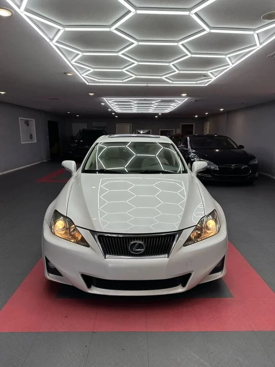 2011 Lexus IS 2nd Gen - Image 8 of 20