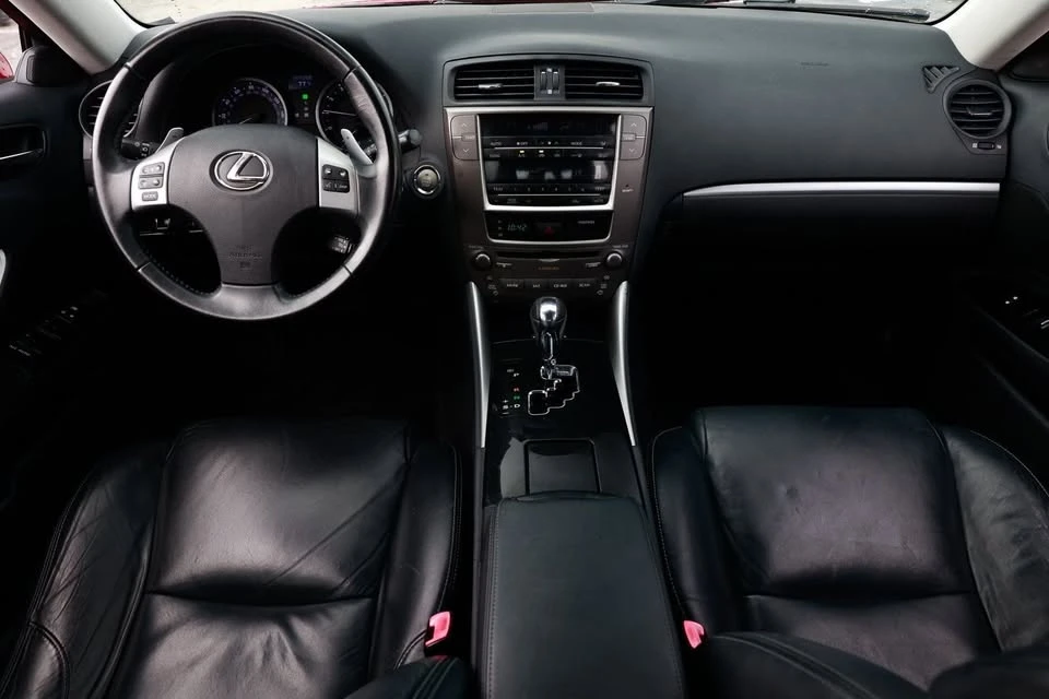 2011 Lexus IS 2nd Gen - Image 9 of 17