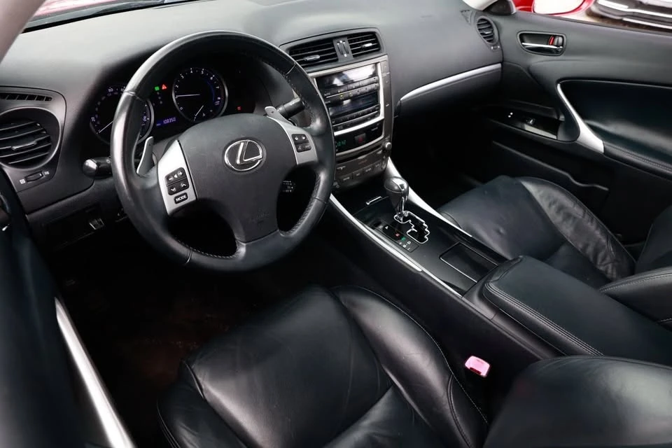 2011 Lexus IS 2nd Gen - Image 10 of 17