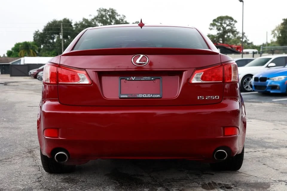 2011 Lexus IS 2nd Gen - Image 4 of 17