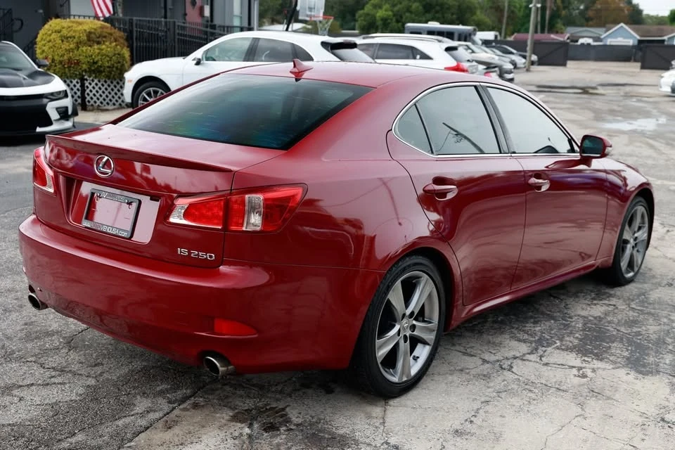 2011 Lexus IS 2nd Gen - Image 5 of 17