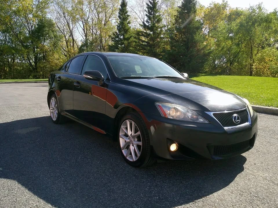 2011 Lexus IS 2nd Gen - Image 4 of 15