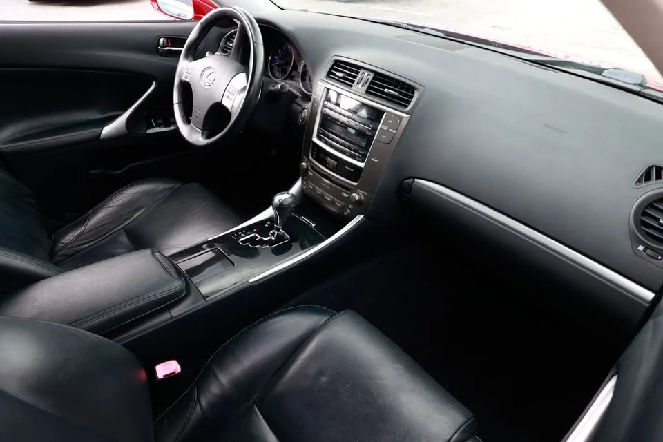 2011 Lexus IS 2nd Gen - Image 11 of 17