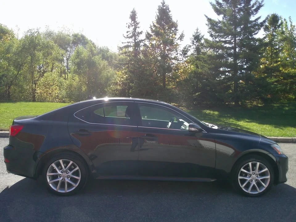 2011 Lexus IS 2nd Gen - Image 5 of 15