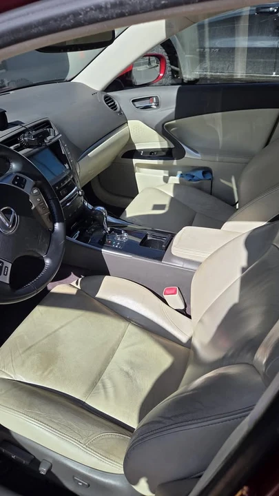 2011 Lexus IS 2nd Gen - Image 4 of 6