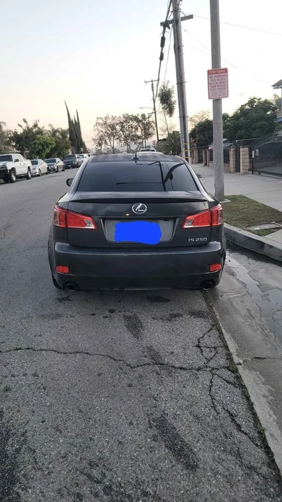 2011 Lexus IS 2nd Gen - Image 6 of 11