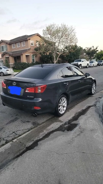 2011 Lexus IS 2nd Gen - Image 4 of 11