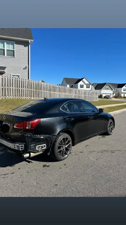 2011 Lexus IS 2nd Gen - Image 5 of 15