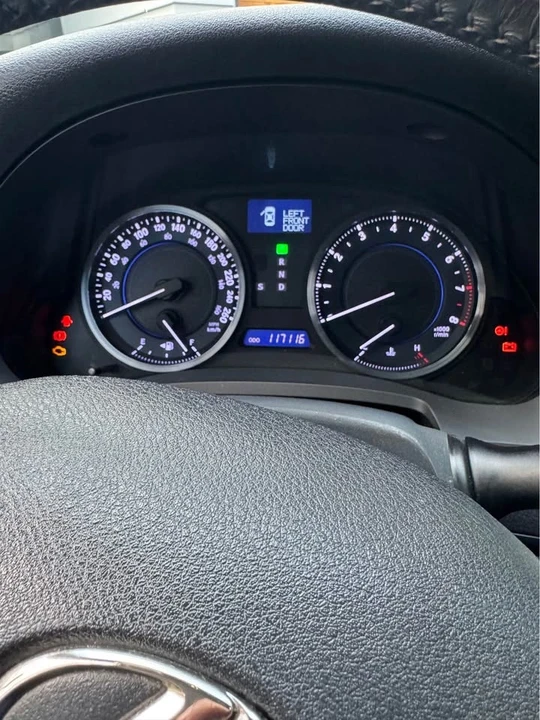 2011 Lexus IS 2nd Gen - Image 3 of 6