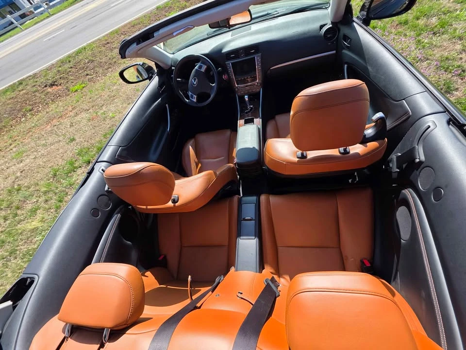 2011 Lexus IS 2nd Gen - Image 6 of 10