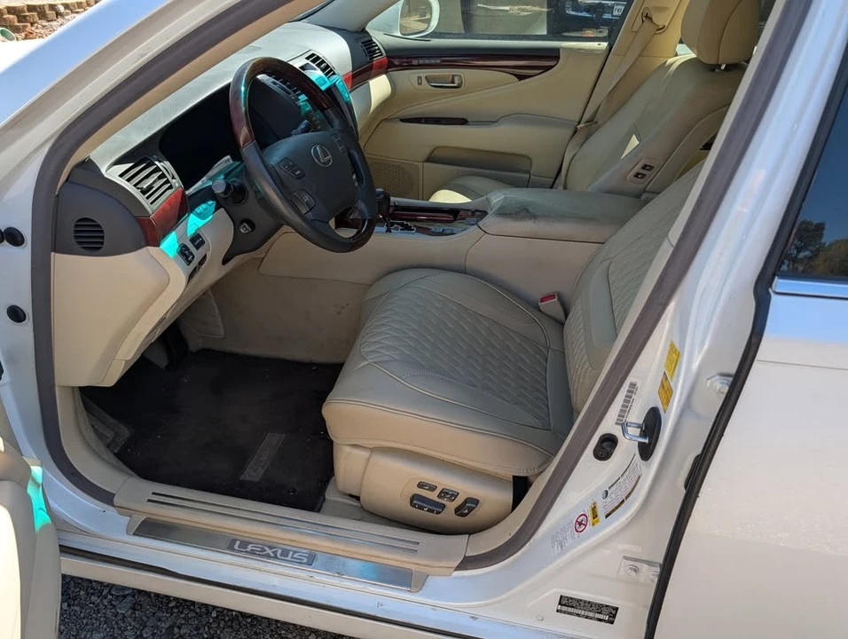2011 Lexus LS 4th Gen - Image 8 of 8