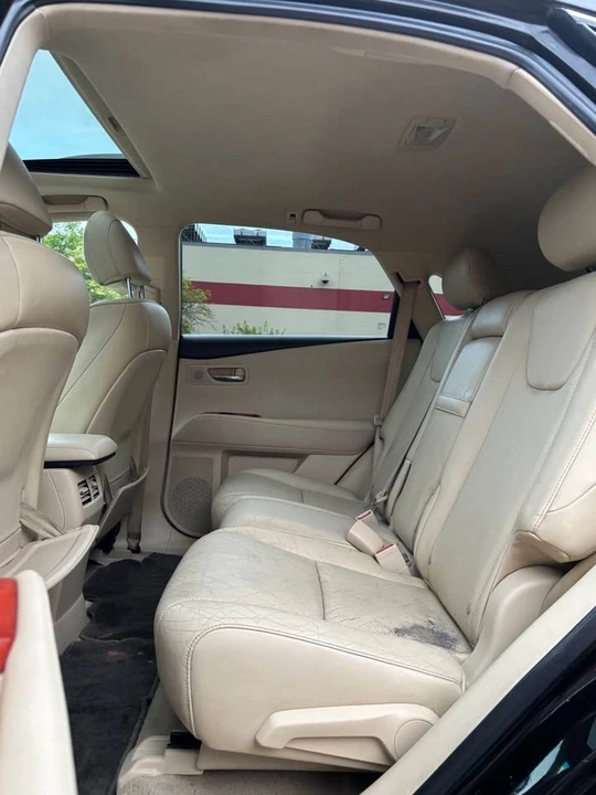 2011 Lexus RX 3rd Gen - Image 17 of 19