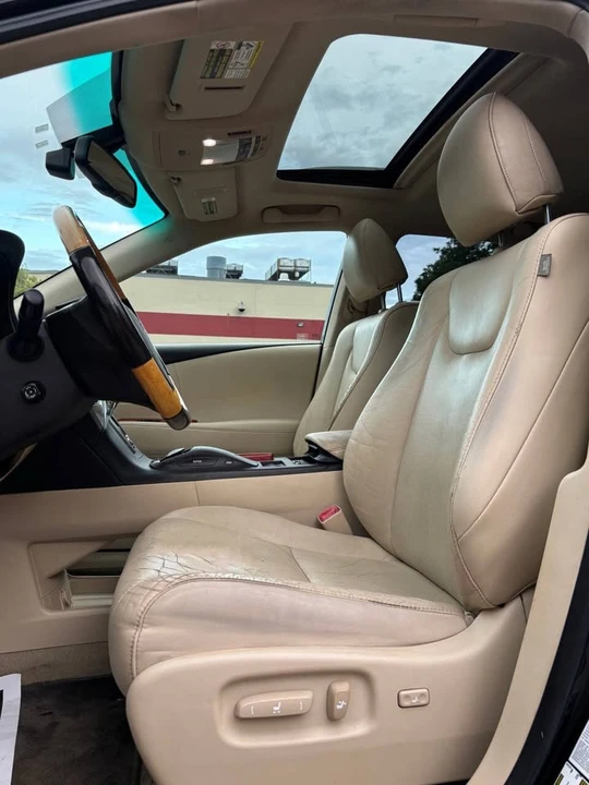2011 Lexus RX 3rd Gen - Image 10 of 19