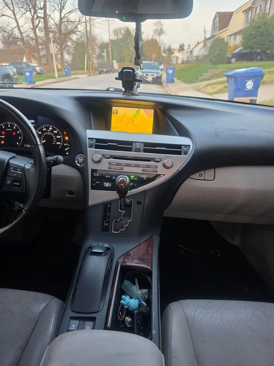 2011 Lexus RX 3rd Gen - Image 4 of 10