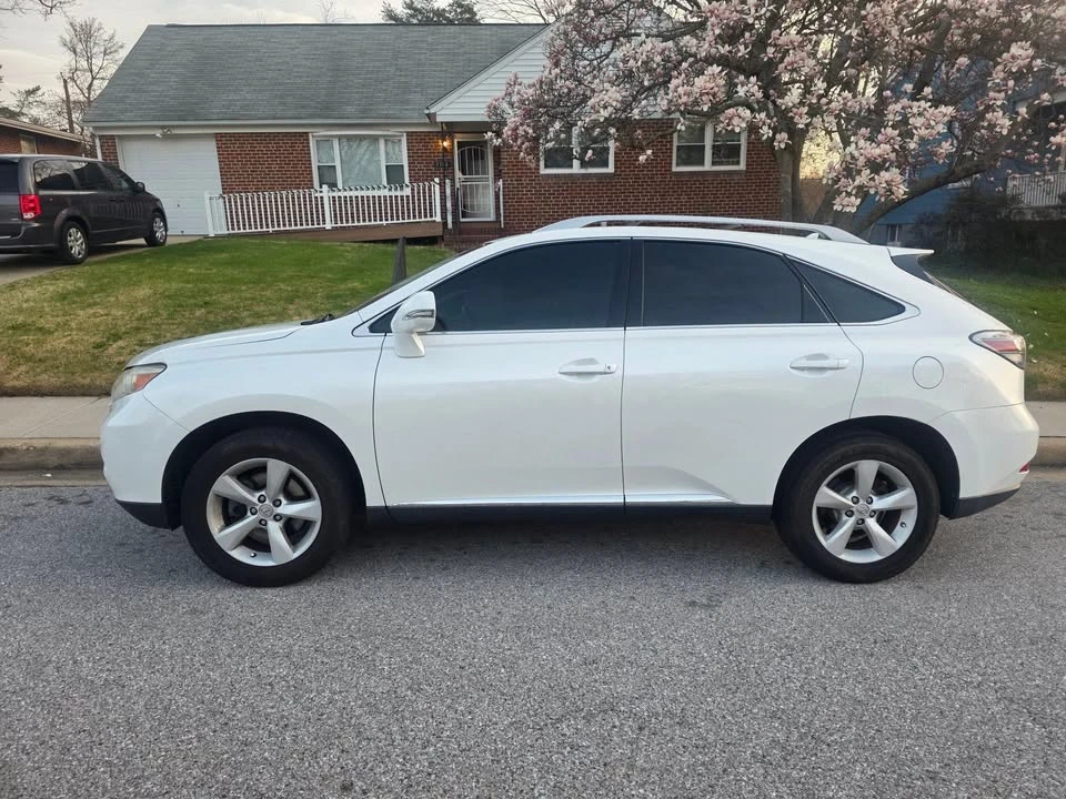 2011 Lexus RX 3rd Gen - Image 2 of 10