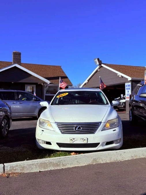 2011 Lexus LS 4th Gen - Image 2 of 14