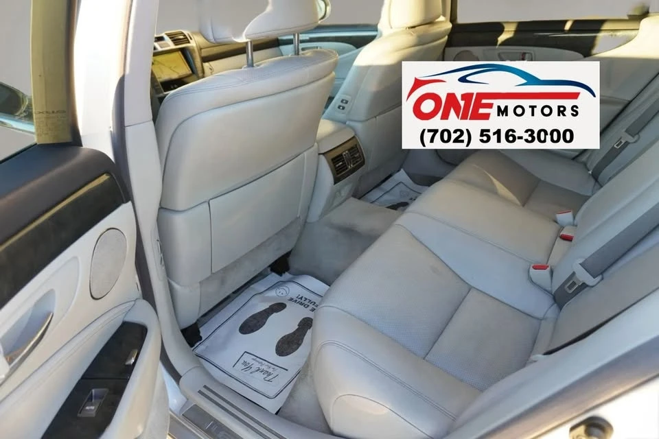 2011 Lexus LS 4th Gen - Image 14 of 20
