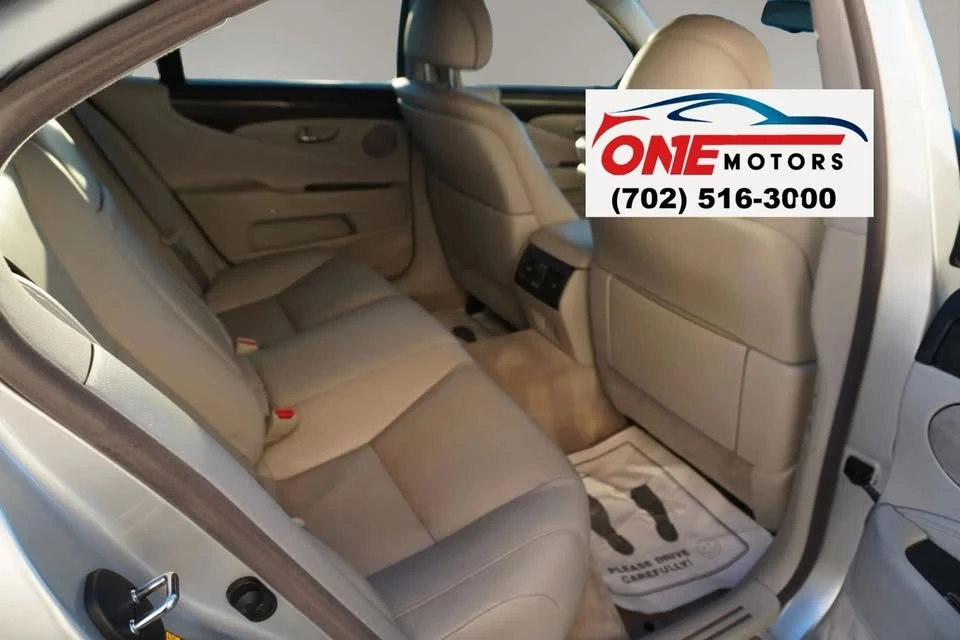 2011 Lexus LS 4th Gen - Image 15 of 20