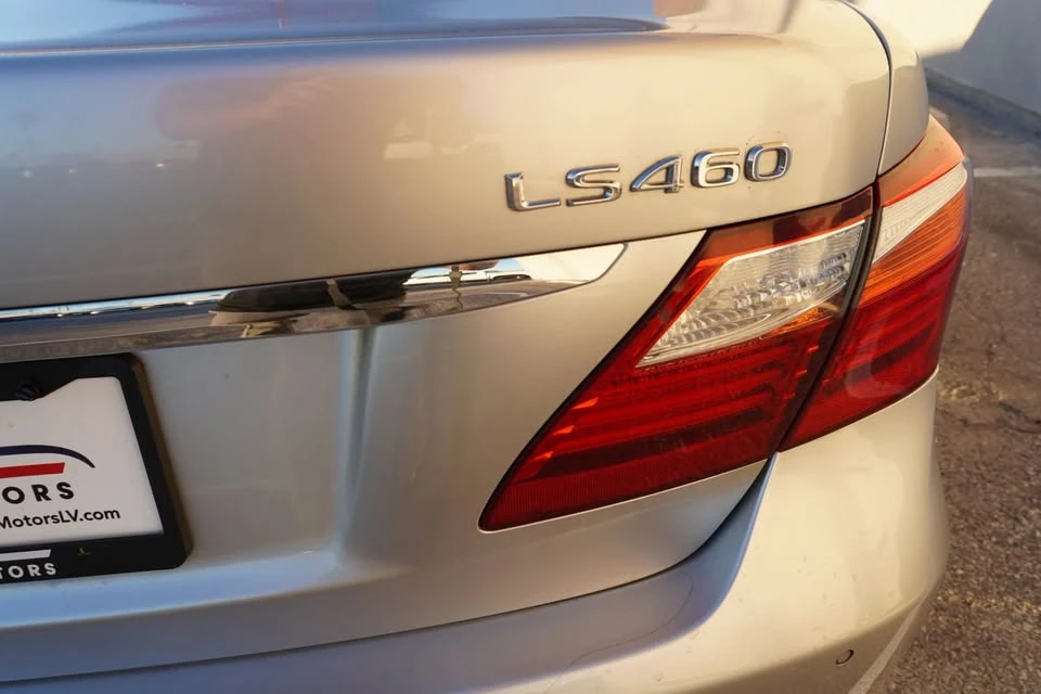 2011 Lexus LS 4th Gen - Image 8 of 20