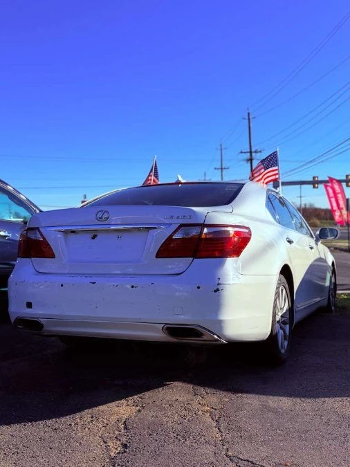 2011 Lexus LS 4th Gen - Image 3 of 14
