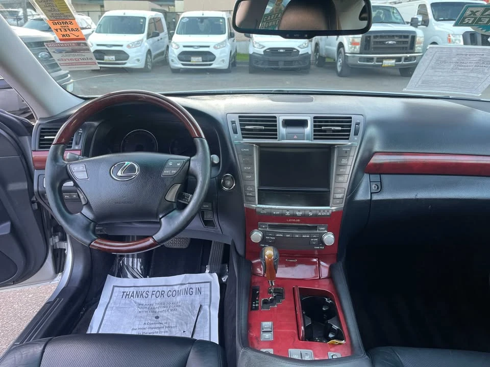 2011 Lexus LS 4th Gen - Image 14 of 20