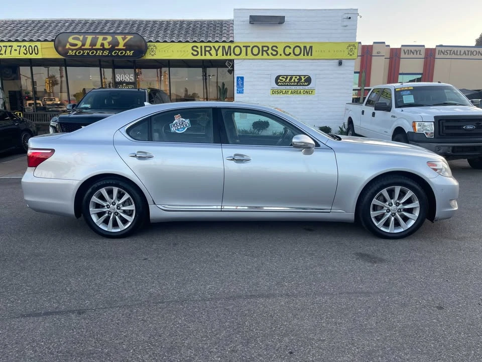 2011 Lexus LS 4th Gen - Image 2 of 20