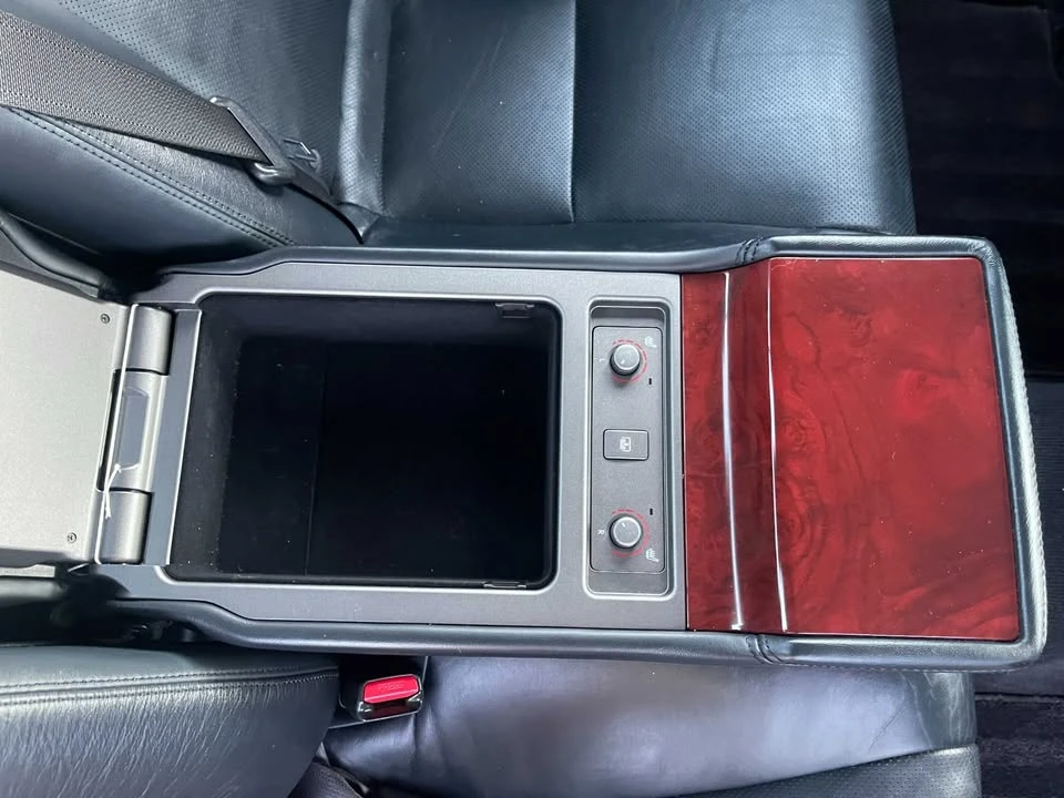 2011 Lexus LS 4th Gen - Image 12 of 20