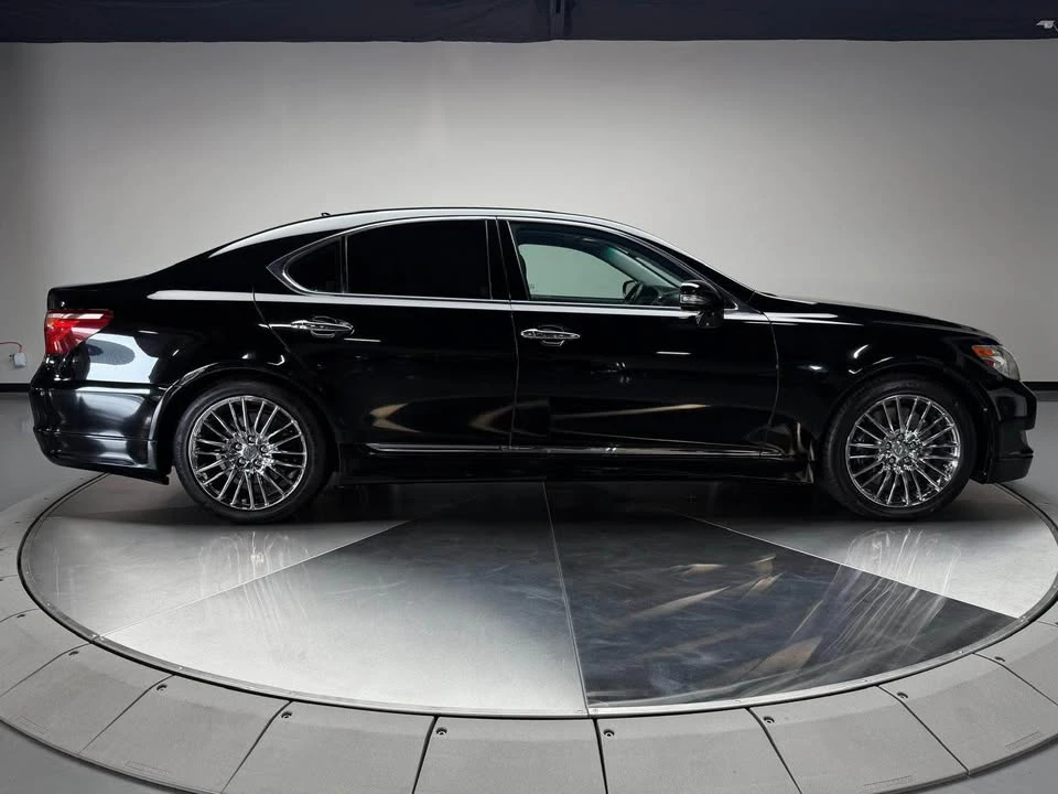 2011 Lexus LS 4th Gen - Image 4 of 8