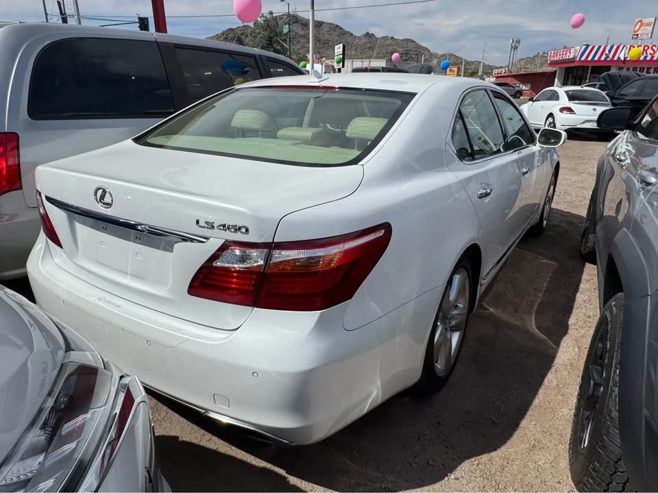 2011 Lexus LS 4th Gen - Image 2 of 4