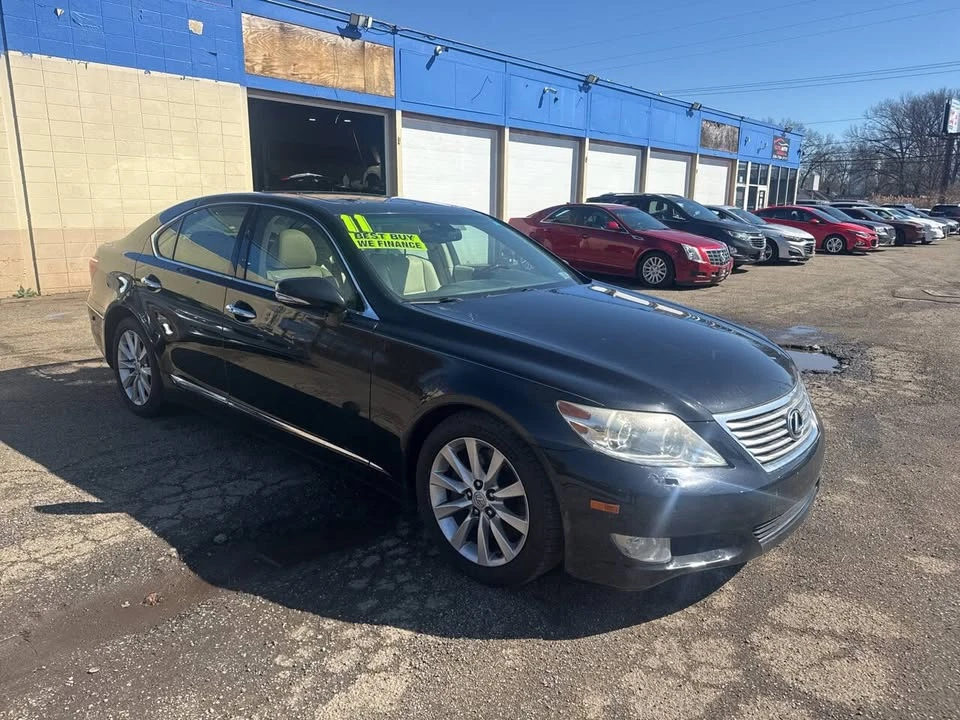 2011 Lexus LS 4th Gen - Image 3 of 8