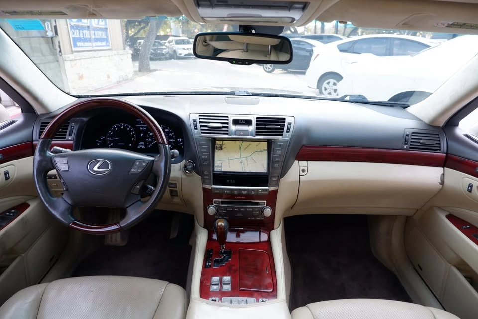 2011 Lexus LS 4th Gen - Image 12 of 19