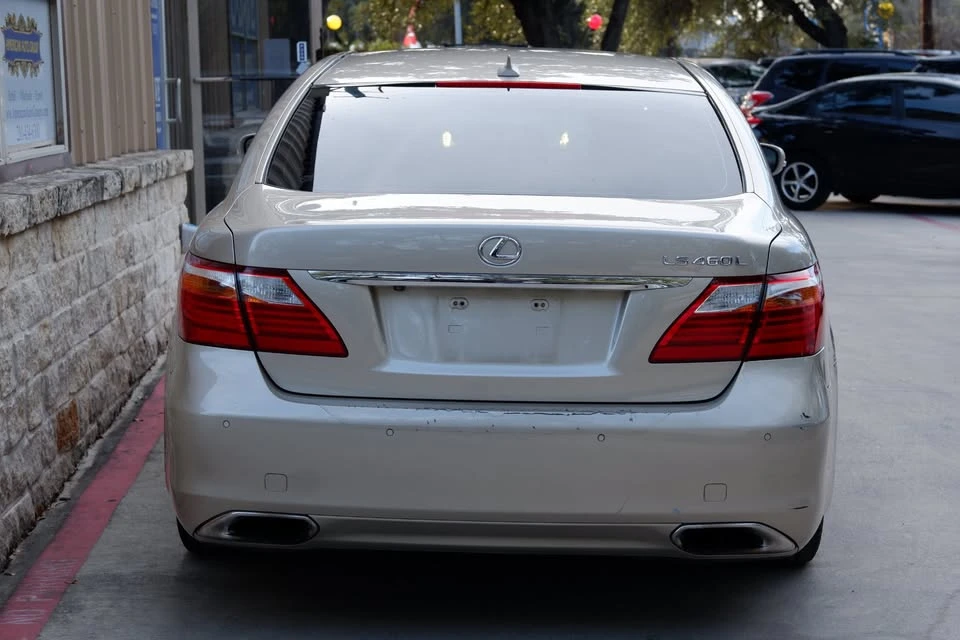 2011 Lexus LS 4th Gen - Image 3 of 19