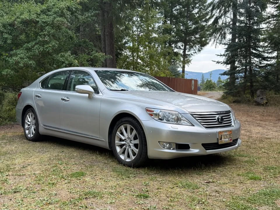 2011 Lexus LS 4th Gen - Image 5 of 11