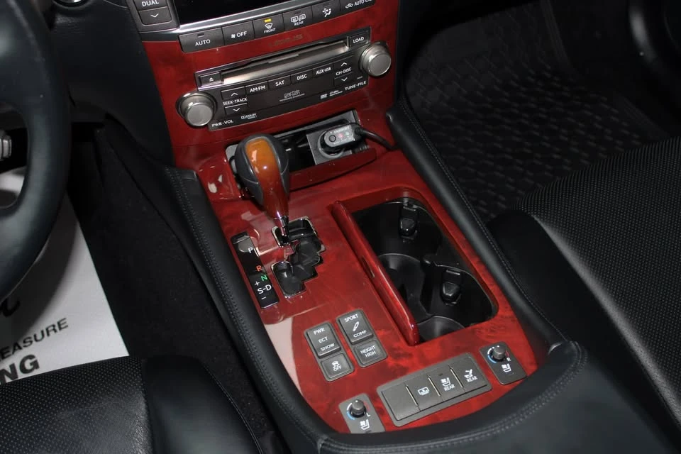 2011 Lexus LS 4th Gen - Image 14 of 20