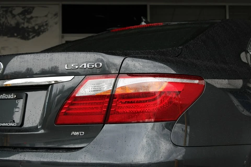 2011 Lexus LS 4th Gen - Image 6 of 20